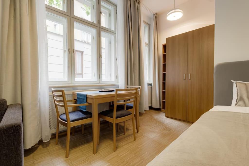 Deluxe Suite In Prime Location Prague Ngoại thất bức ảnh